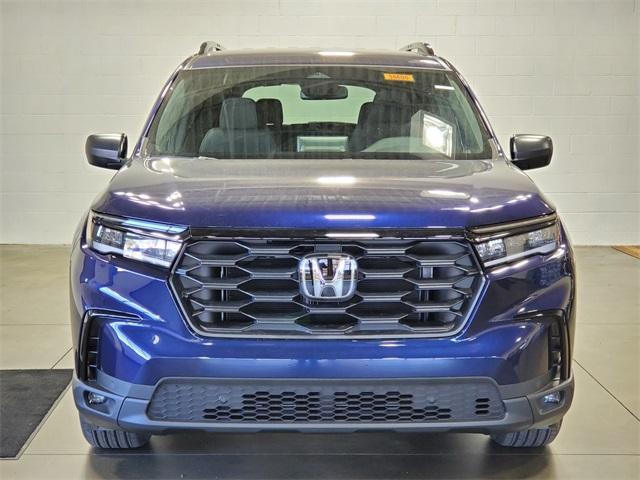 new 2025 Honda Pilot car, priced at $43,695