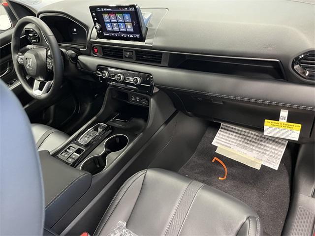 new 2025 Honda Pilot car, priced at $46,829