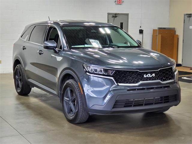 used 2022 Kia Sorento car, priced at $21,977