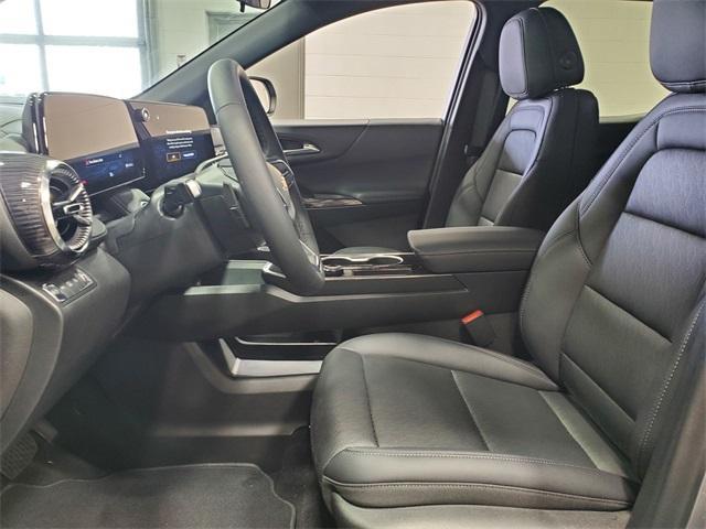 new 2026 Chevrolet Equinox car, priced at $33,106