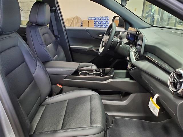 new 2026 Chevrolet Equinox car, priced at $33,106