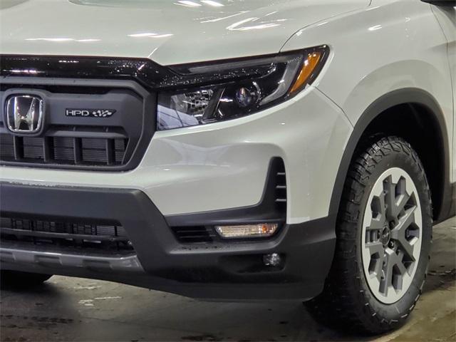 new 2025 Honda Passport car, priced at $49,985