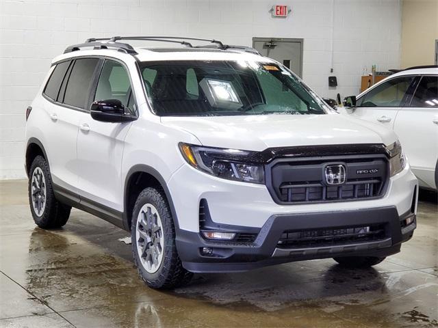 new 2025 Honda Passport car, priced at $49,985