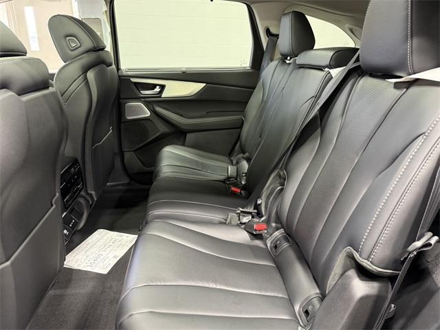 new 2025 Acura MDX car, priced at $60,750
