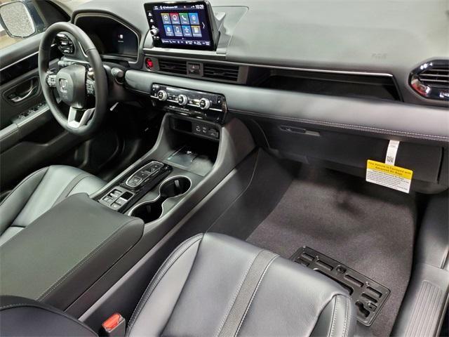 new 2025 Honda Pilot car, priced at $47,431