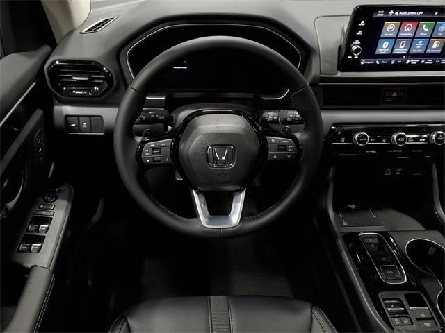 new 2025 Honda Pilot car, priced at $47,431