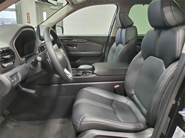 new 2025 Honda Pilot car, priced at $47,431