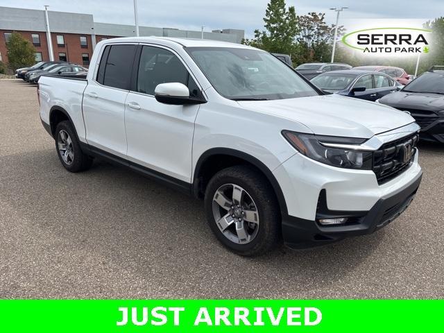 used 2024 Honda Ridgeline car, priced at $37,977