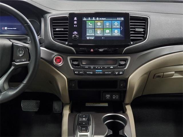 used 2022 Honda Pilot car, priced at $35,977