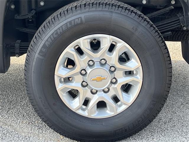 new 2025 Chevrolet Silverado 3500 car, priced at $54,323