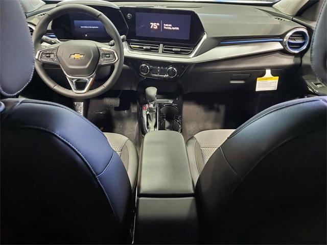 new 2025 Chevrolet Trax car