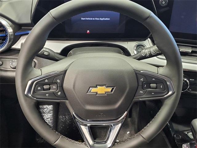 new 2025 Chevrolet Trax car