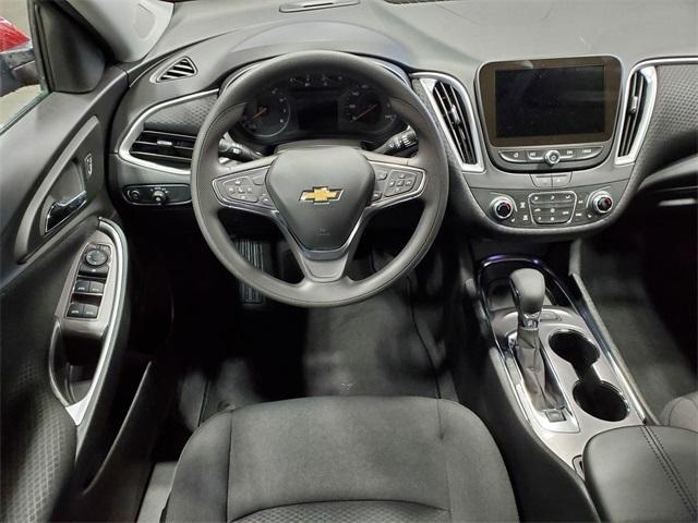 new 2024 Chevrolet Malibu car, priced at $25,257