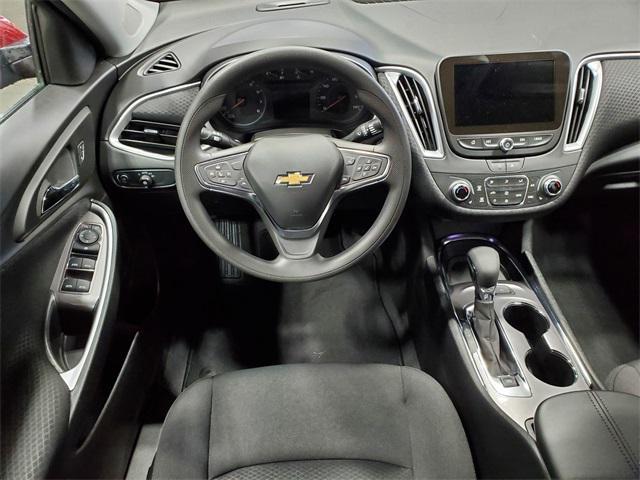 new 2024 Chevrolet Malibu car, priced at $24,757