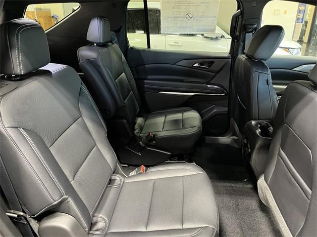 new 2026 Chevrolet Traverse car, priced at $45,994