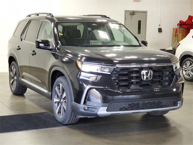 new 2025 Honda Pilot car, priced at $48,774