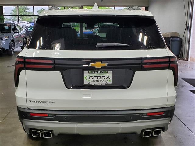 new 2025 Chevrolet Traverse car, priced at $40,647