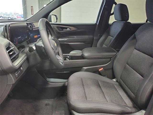 new 2025 Chevrolet Traverse car, priced at $40,647