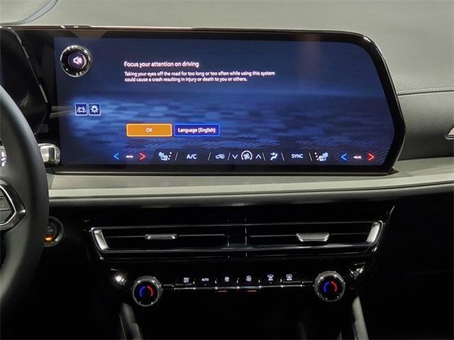 new 2025 Chevrolet Traverse car, priced at $40,647