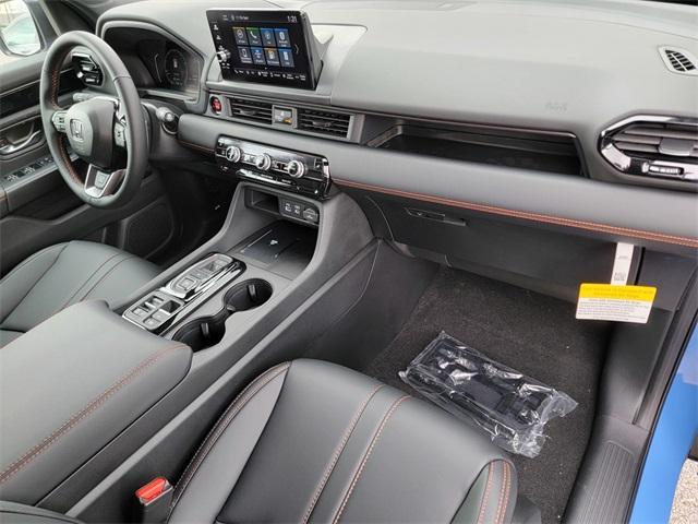 new 2025 Honda Pilot car, priced at $49,850