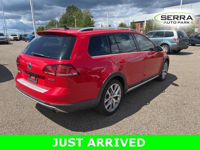 used 2019 Volkswagen Golf Alltrack car, priced at $23,977
