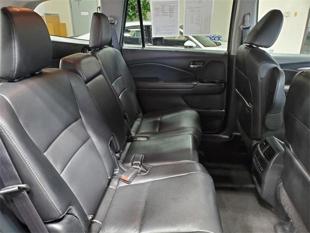 used 2022 Honda Pilot car, priced at $29,977