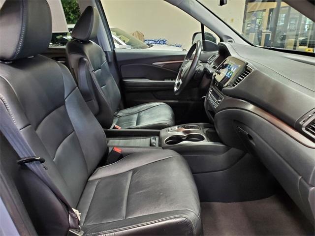 used 2022 Honda Pilot car, priced at $29,977