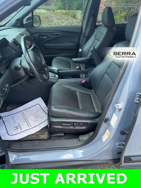 used 2022 Honda Pilot car, priced at $38,977