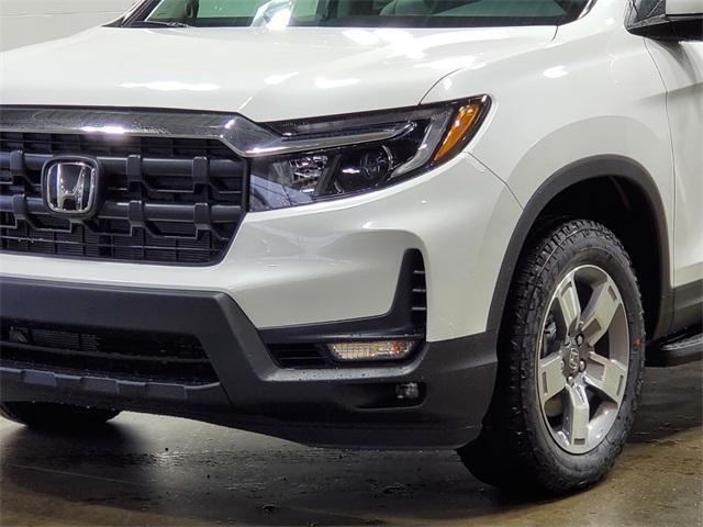 new 2025 Honda Ridgeline car, priced at $45,365