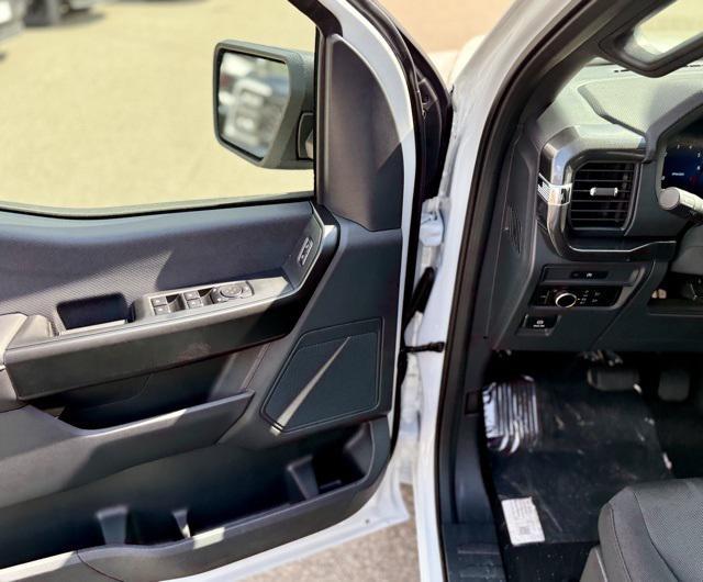 new 2025 Ford F-150 car, priced at $50,895