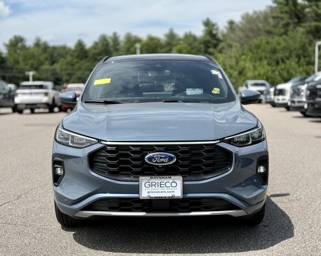 new 2025 Ford Escape car, priced at $39,700