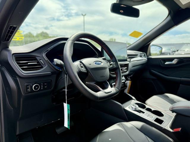 new 2025 Ford Escape car, priced at $39,700