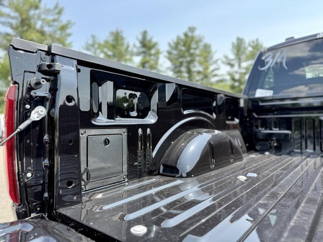 new 2025 Ford F-150 car, priced at $47,015