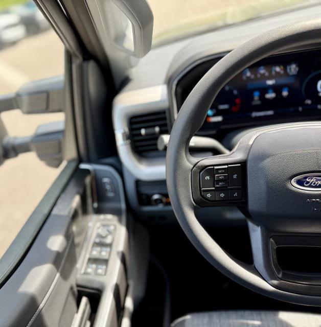 new 2025 Ford F-350 car, priced at $71,095