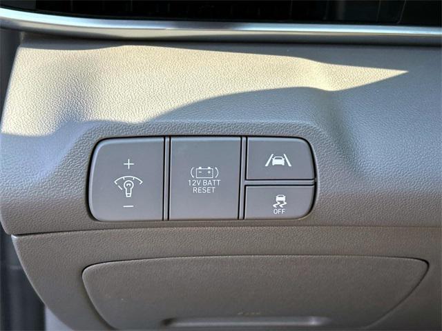 used 2023 Hyundai ELANTRA HEV car, priced at $18,300