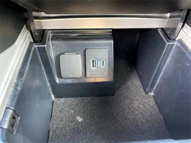 used 2022 Ford Explorer car, priced at $28,000