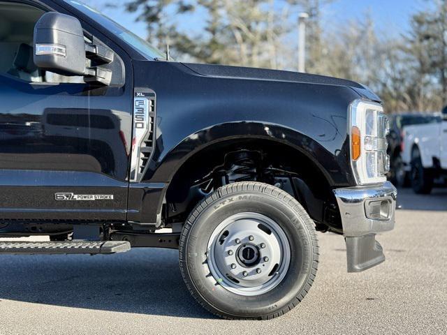 new 2024 Ford F-350 car, priced at $62,760