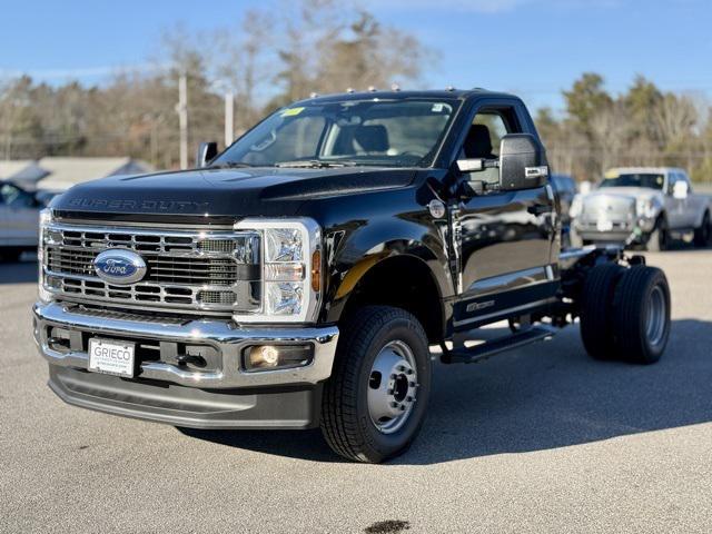 new 2024 Ford F-350 car, priced at $62,760