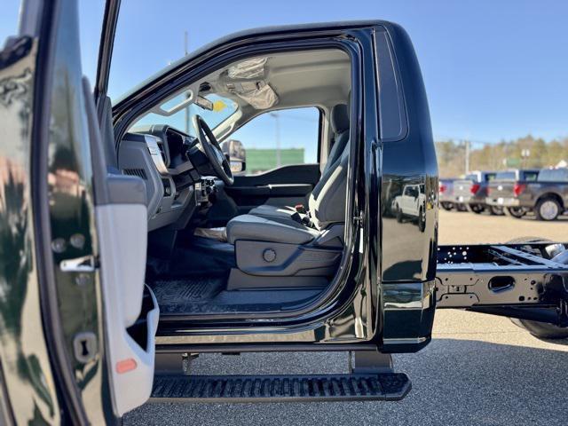 new 2025 Ford F-350 car, priced at $56,988