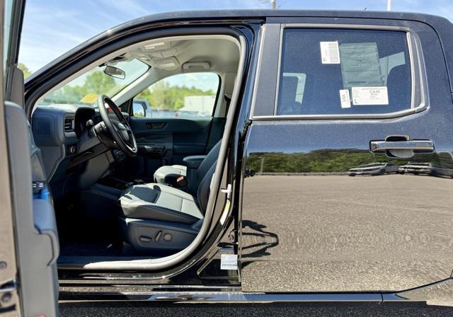 new 2025 Ford Maverick car, priced at $36,905