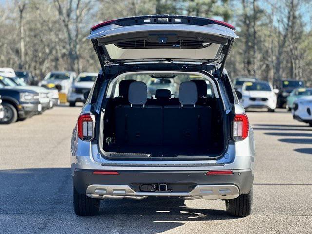 new 2025 Ford Explorer car, priced at $47,205