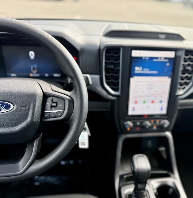 new 2025 Ford Ranger car, priced at $35,000