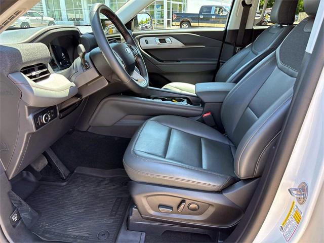 used 2025 Ford Explorer car, priced at $42,000