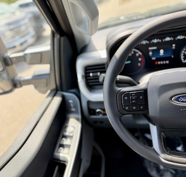 new 2025 Ford F-350 car, priced at $59,850
