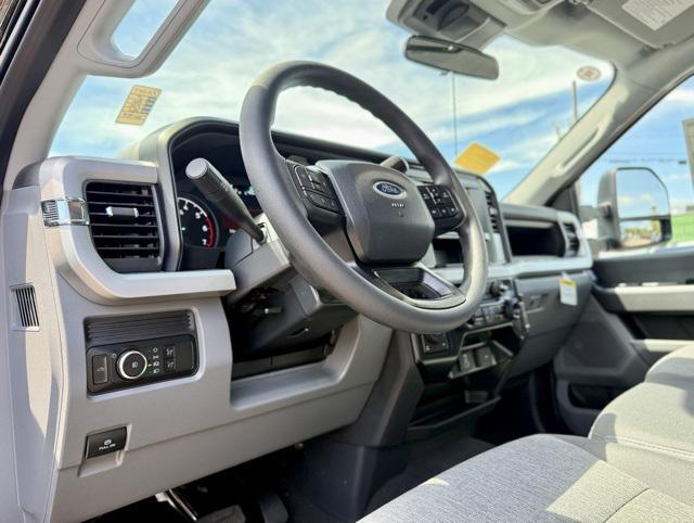 new 2025 Ford F-350 car, priced at $59,850