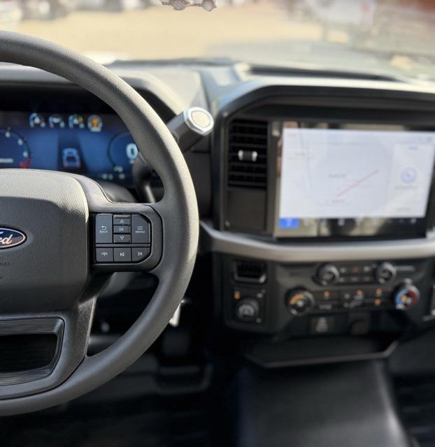 new 2025 Ford F-150 car, priced at $42,250