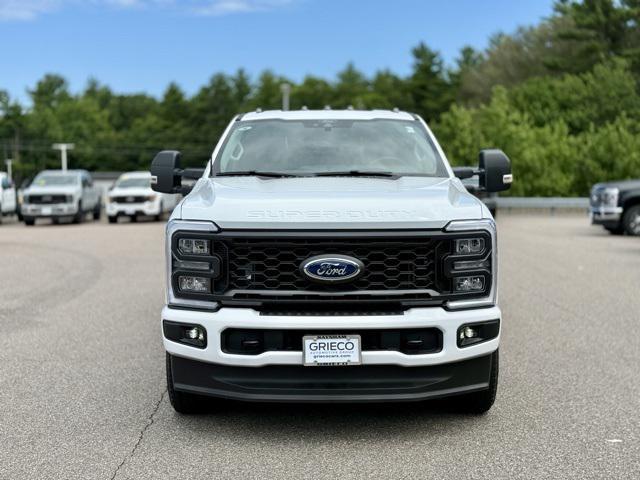 new 2025 Ford F-350 car, priced at $73,920