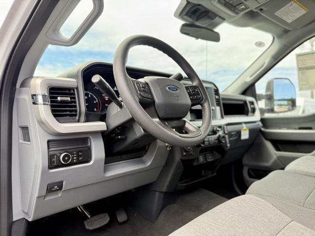new 2025 Ford F-350 car, priced at $73,920