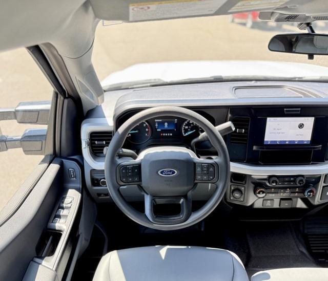 new 2025 Ford F-350 car, priced at $52,000