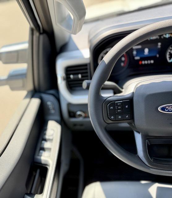 new 2025 Ford F-350 car, priced at $52,000